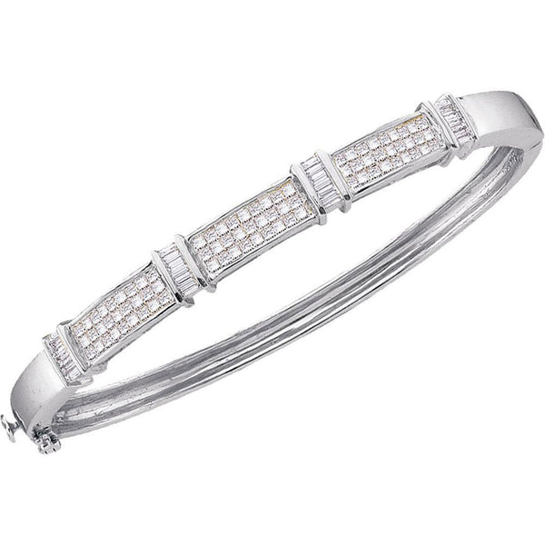 14K White Gold Princess Diamond Bangle Bracelet 1-7/8 Cttw